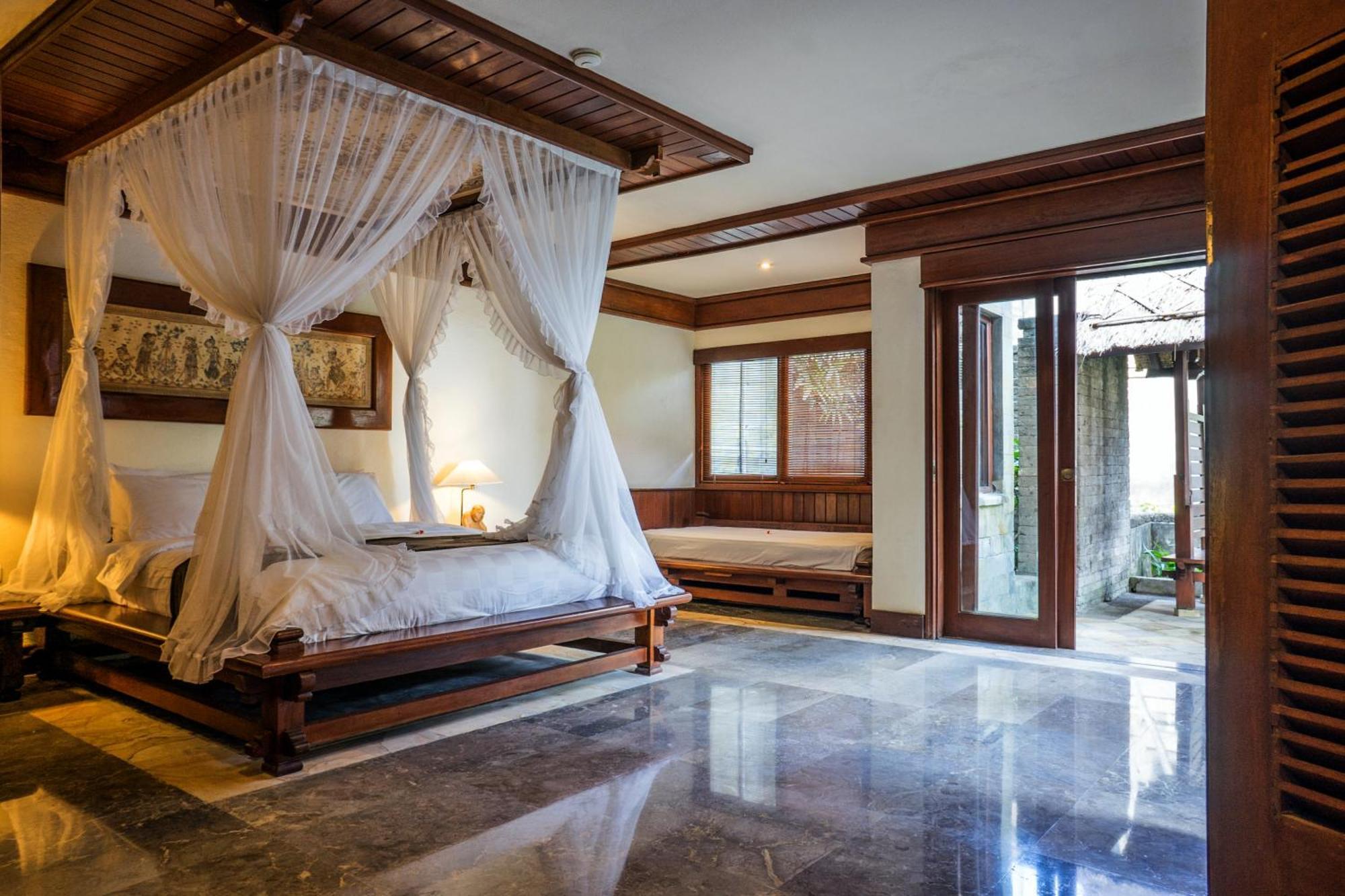 Balisani Suites Hotel Kerobokan Pokoj fotografie